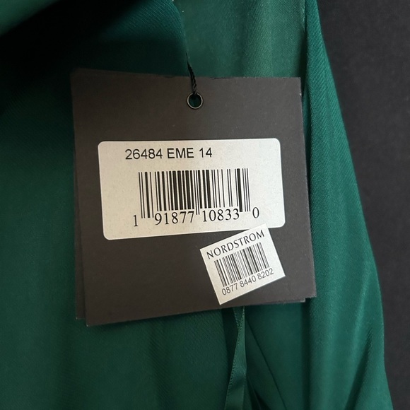 Mac Duggal 26484 NWT RUCHED OFF-THE-SHOULDER MIDI DRESS - Picture 6 of 7